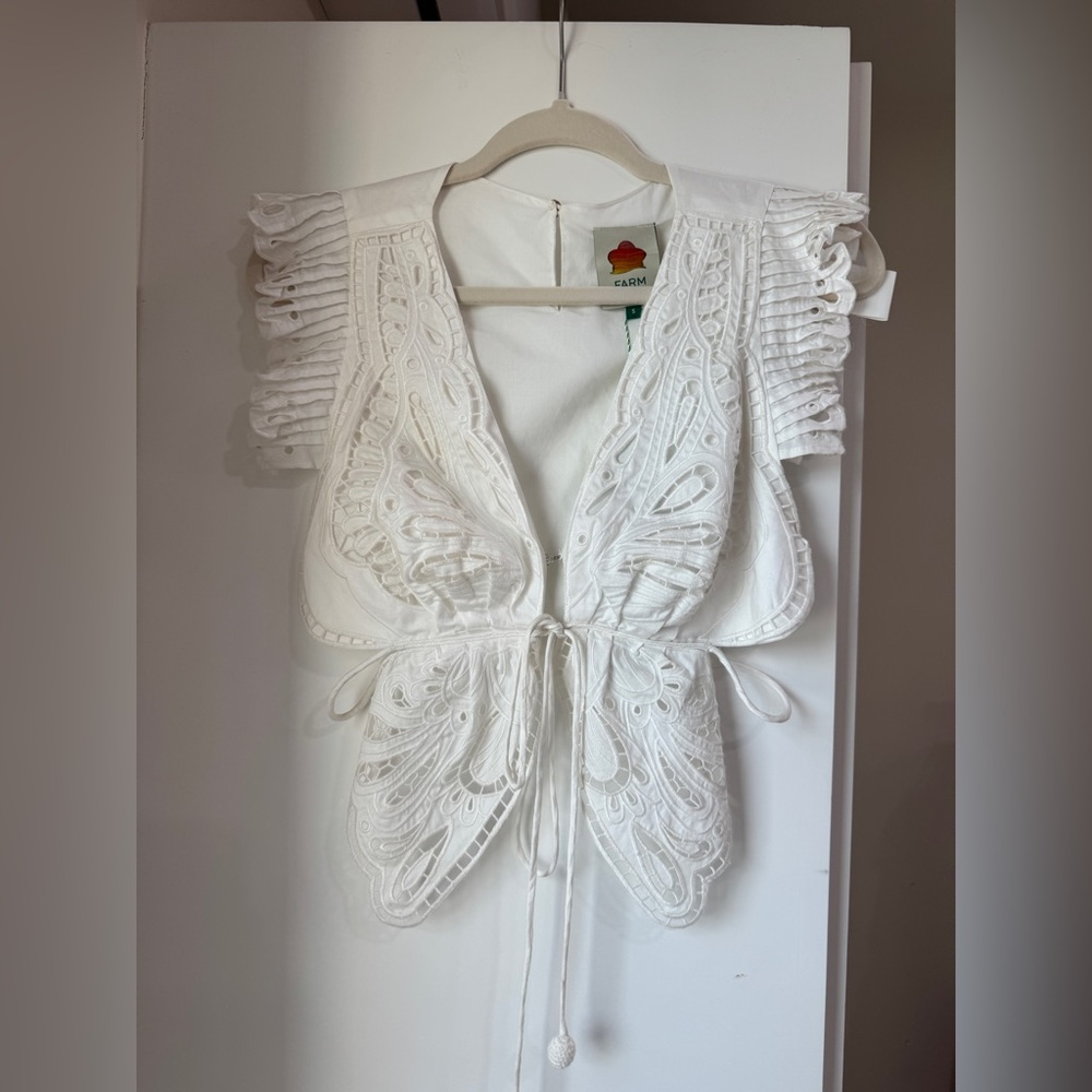 Farm Rio: Off-White Butterfly Richelieu Blouse - Picture 8 of 12